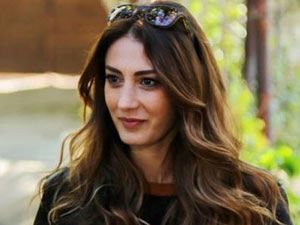 Güzel Köylü - Merve Oflaz - Oya