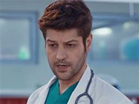 Acil Aşk Aranıyor - Serhat Teoman - Sinan Akyürekli