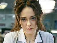 Acil Aşk Aranıyor - Duygu Yetiş - Nisan Deniz