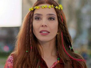 Poyraz Karayel - Azra Akın - Çiğdem Soner