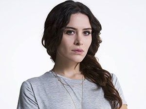 Kördüğüm (2016) - Belçim Bilgin - Naz Özer