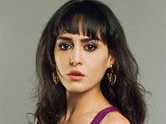 Bir Deniz Hikayesi - Beste Vural - Azra