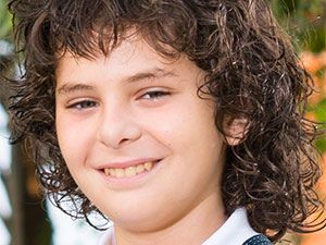 Azim Kahramanı Ayşe - Berkehan Tüter - Selim