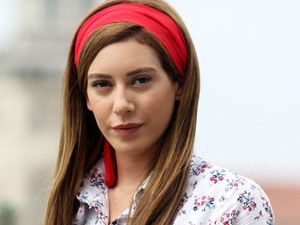 Analar ve Anneler - Sinem Kobal - Zeliha