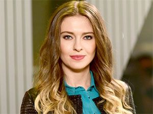 Tuğçe Kurşunoğlu - Tuğçe Kurşunoğlu - Ebru