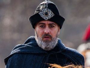 Dirilis Ertugrul Sadettin Kopek Murat Garipagaoglu Kimdir Gercek Ismi Rolu Oldu Mu Ayrildi Mi