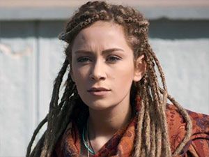 Aşk Yalanı Sever - Buse Arslan - Peri Aslan