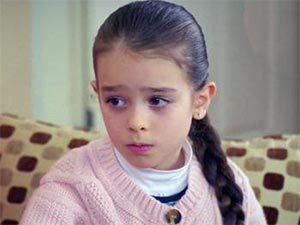 Kırgın Çiçekler - Ülkü Hilal Çiftçi - Gülcan