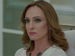 Kırgın Çiçekler - Burcu Almeman - Selin