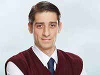 Boynu Bükükler - Bora Akkaş - Mithat