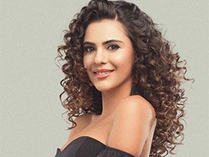 Şevkat Yerimdar - Semra Güzel - Sanem