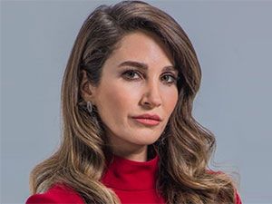 Adı Efsane - Rojda Demirer - Seçil Karahan