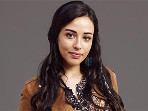 İlayda Ildır - İlayda Ildır - Nazlı Kaçmaz