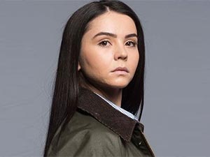 Çalınmış Hayatlar - Cansu Diktaş - Münevver Karabulut