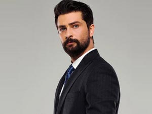 Yasak Elma - Onur Tuna - Alihan Taşdemir