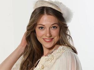 Kalbimin Sultanı - Alexandra Nikiforova - Anna