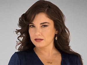 İrem Altuğ - İrem Altuğ - Ayşe Koçovalı