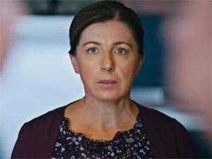 Siyah Beyaz Aşk - Suna Dizdar - Zeynep