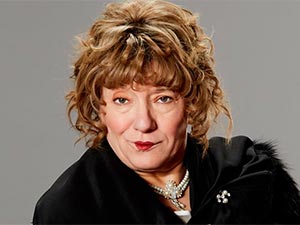 Ayşenil Şamlıoğlu - Ayşenil Şamlıoğlu - Zahide Özpamuk