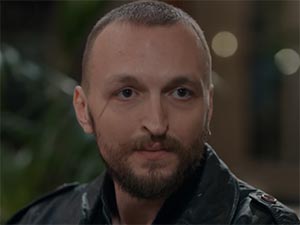 Çukur - Saygın Soysal - Elvis