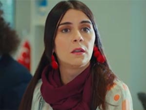 4N1K İlk Aşk - Füruzan Aydın - Nazan