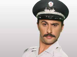 Seksenler - Onur Dilber - Başkomiser Rıza