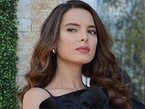 Dünya Aydoğdu - Dünya Aydoğdu - Yıldız