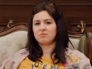 Yasemin Sakallıoğlu - Yasemin Sakallıoğlu - Kumsal