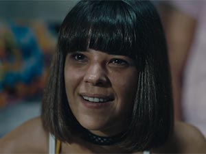 Avlu - Selen Seyven - Heves