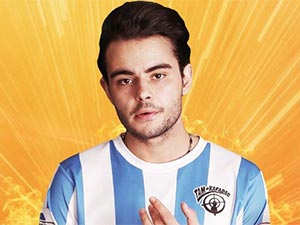 Tam Kafadan - Savaş Alp Başar - Kerem