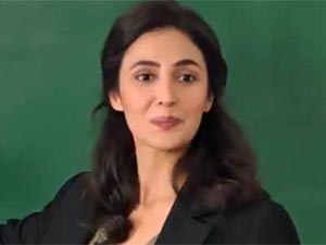 Gülperi - Cansu Doğan - Nihan