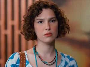 Her Yerde Sen - Eylül Su Sapan - Alara