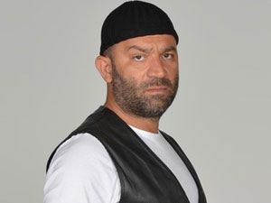 Arka Sokaklar - Şevket Çoruh - Mesut Güneri