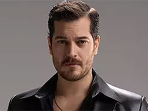 Eşref Rüya - Çağatay Ulusoy - Eşref Tek