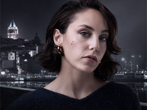 Kara - Öykü Karayel - Zeynep Çınar