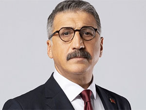 Bambaşka Biri - Cem Davran - Turan Öztürk