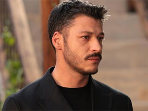 Mercan Köşk - Kubilay Aka - Aras