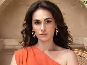 Mercan Köşk - Merve Şeyma Zengin - Eslem Hozan Kimdir?