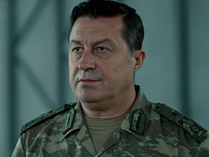 Asırlık Gece - Zeki Eker - Korgeneral Metin Gürak