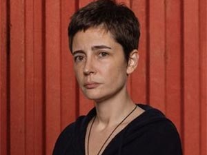 A.B.İ. - Esra Şengünalp - Mahinur Öncü Kimdir?