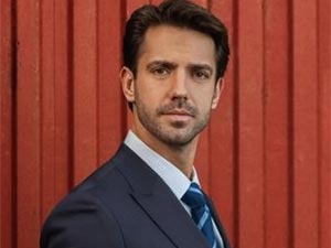 A.B.İ. - Serkay Tütüncü - Yılmaz Yolcu Kimdir?