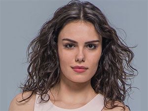 Adı Efsane - Özgü Kaya - Sibel Yılmaz Kimdir?