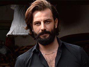 Adını Sen Koy - Gökberk Demirci - Kılıç Kimdir?