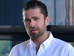 Adını Sen Koy - Mert Öcal - Tarık Kimdir?