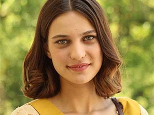 Alija - Gamze Doğanoğlu - Halida Izetbegovic 2 (Gençliği) Kimdir?