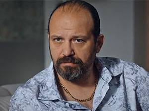 Anne Yarısı - Mert Denizmen - Adnan Kimdir?