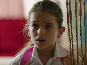 Arkadaşlar İyidir - Ülkü Hilal Çiftçi - Derin Kahraman Kimdir?