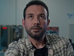 Asırlık Gece - Ali Yerlikaya - Asım Akkaya Kimdir?
