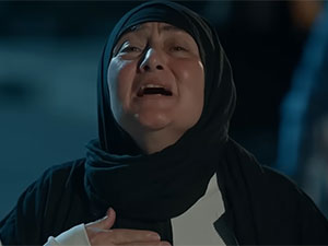 Asırlık Gece - Aysen Özcan - Münire Aydın Kimdir?