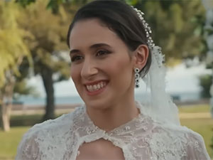 Asırlık Gece - Buse Arat - Banuçiçek Şanver Kimdir?